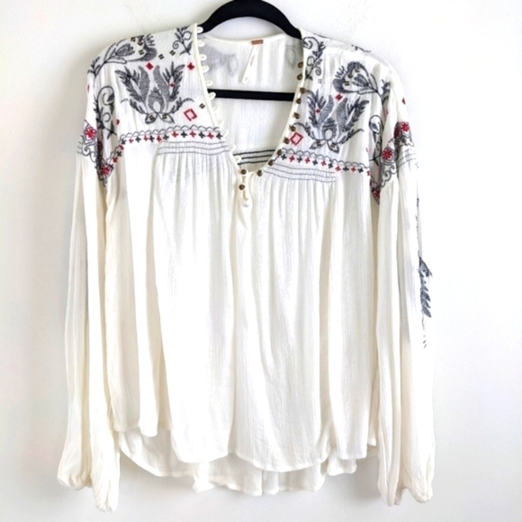 FREE People Boho Oversized Embroidered Tunic Rock it Tonight Top XS - Picture 2 of 16